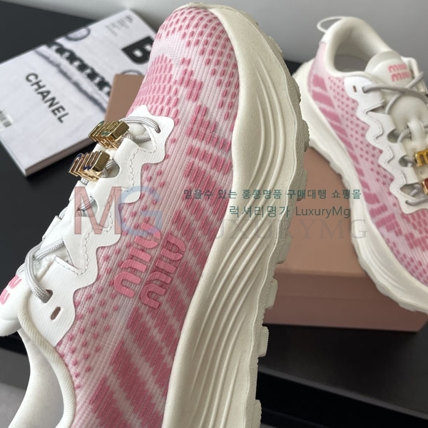 ���� �̿�̿� ����Ŀ�� MIU660321-3