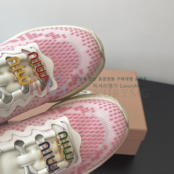 ���� �̿�̿� ����Ŀ�� MIU660321-3