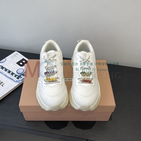 ���� �̿�̿� ����Ŀ�� MIU660321-1