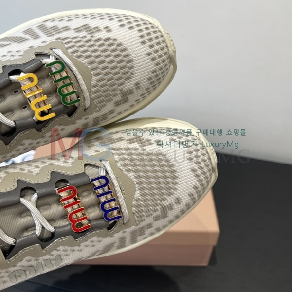 ���� �̿�̿� ����Ŀ�� MIU660321