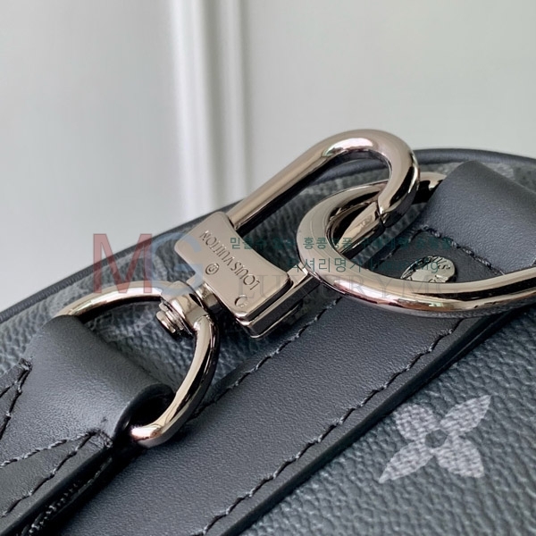 ���̺��� Ű�� �ݵѸ��� 25 M25885