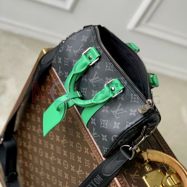 ���̺��� Ű�� �ݵѸ��� 25 M25885