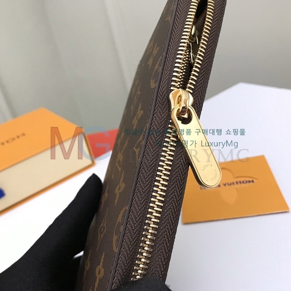 ���̺��� ���� ������ M62581-110