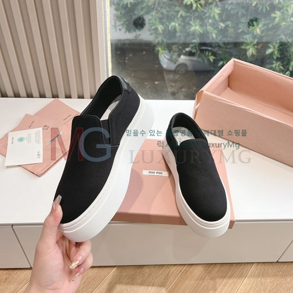 ���� �̿�̿� ������ MIU688033-1
