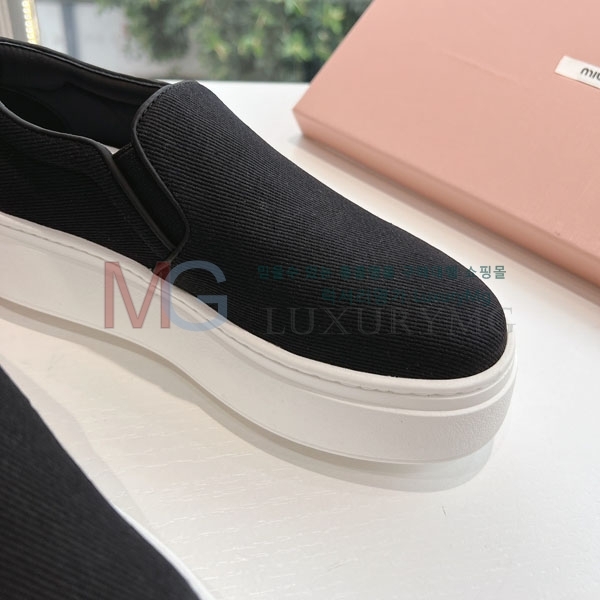 ���� �̿�̿� ������ MIU688033-1