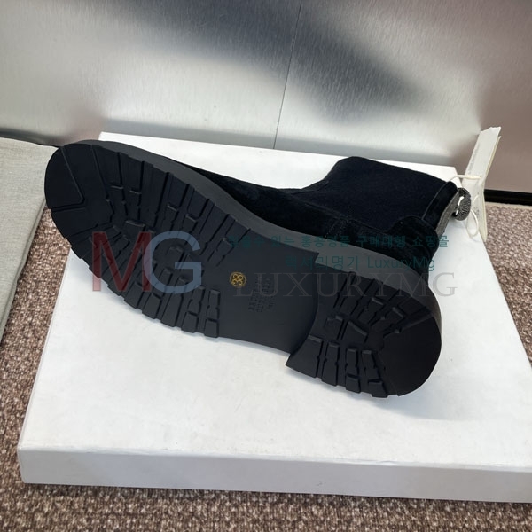 ���� ���ڷ� ��ġ�ڸ� ���� 1BC277706-3