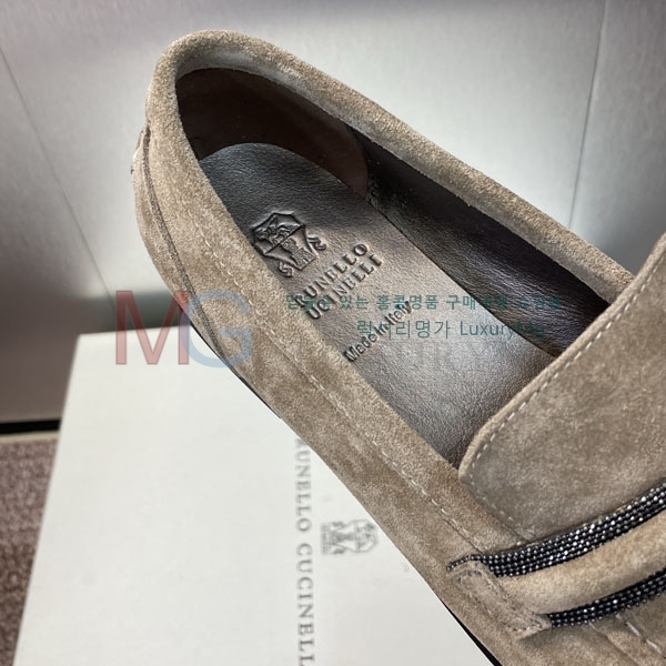 ���� ���ڷ� ��ġ�ڸ� ���� B6C266603-3