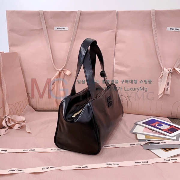 �̿�̿� BAULETTO ���� ��Ʈ�� 5BB182-1