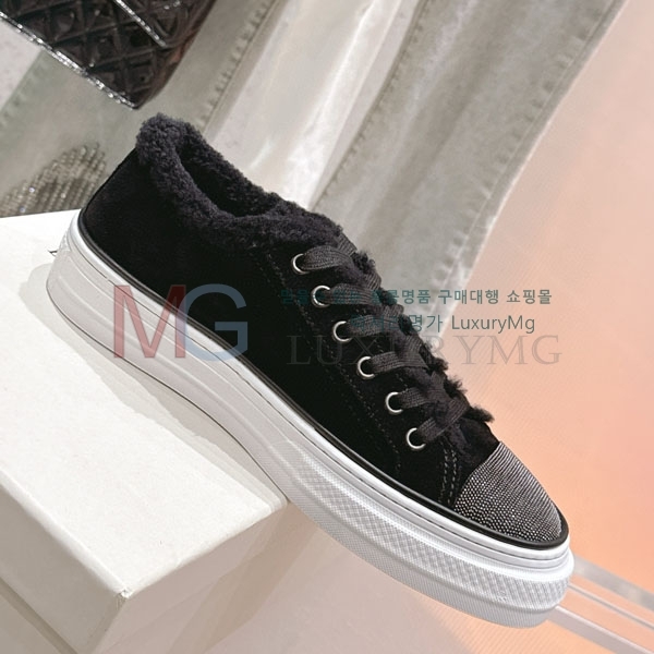 ���� ���ڷ� ��ġ�ڸ� �� ����Ŀ�� B3C39445