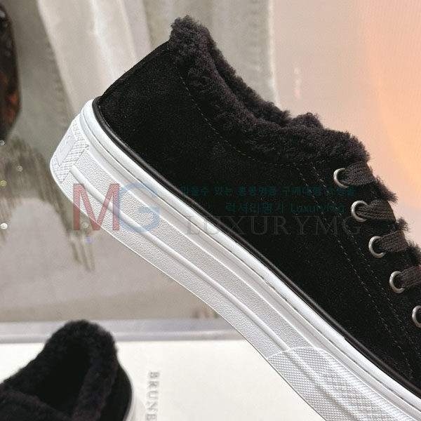 ���� ���ڷ� ��ġ�ڸ� �� ����Ŀ�� B3C39445