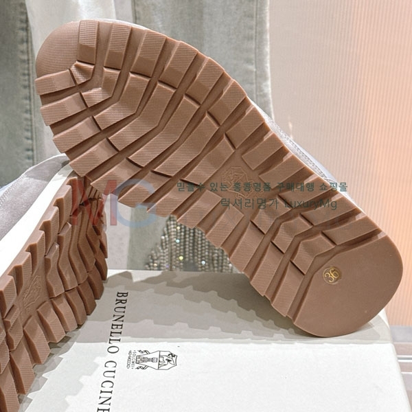 ���� ���ڷ� ��ġ�ڸ� �� ����Ŀ�� B3C39446