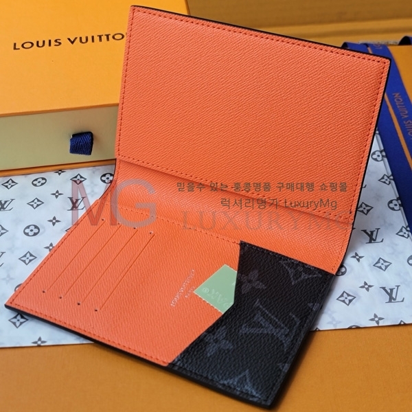 ���̺��� �н���Ʈ Ŀ���� M25838-1