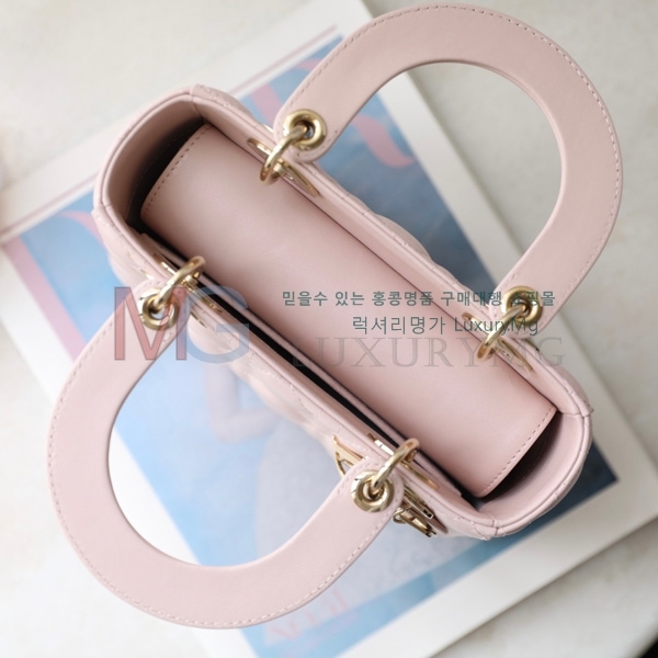 ��� ���� ���̵�� M557700-3