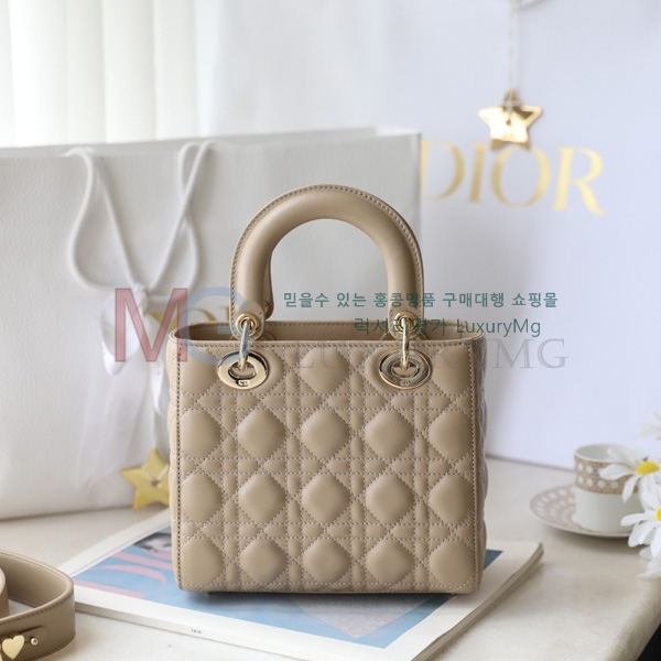 ��� ���� ���̵�� M557700-4