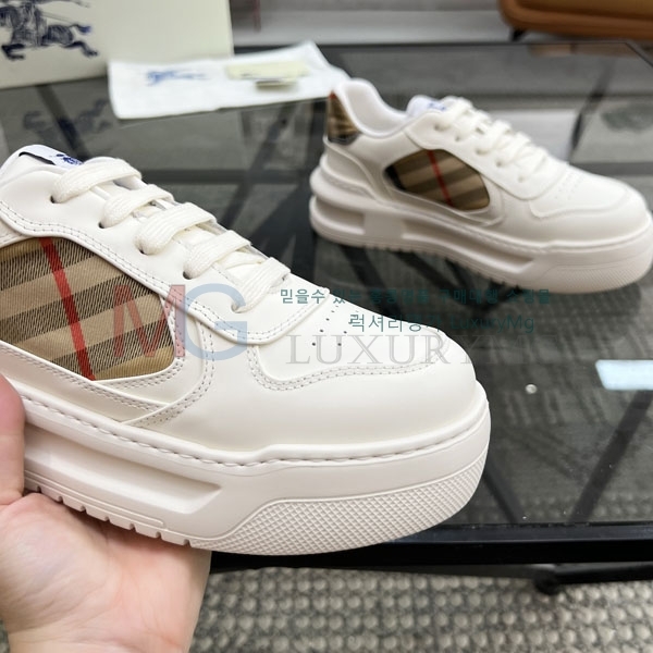 ���� ������ ����Ŀ�� 4BU669032-2