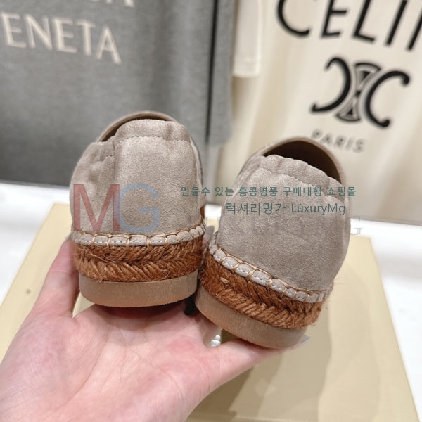 ���� ���ڷ� ��ġ�ڸ� �����ĵ� B3C9111320-2