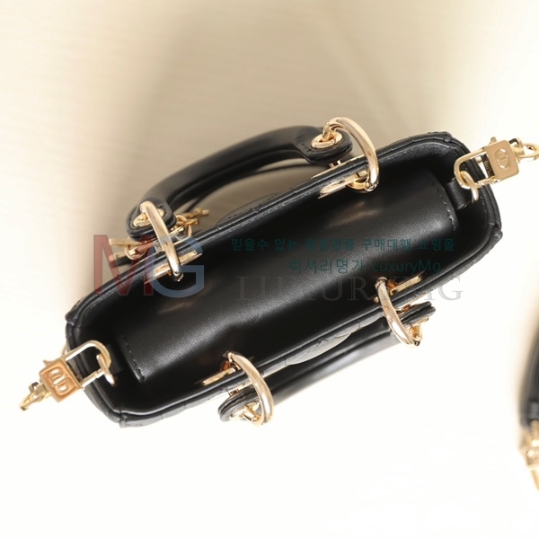 ��� ���̵� �� ���̹� �̴� M66750-103