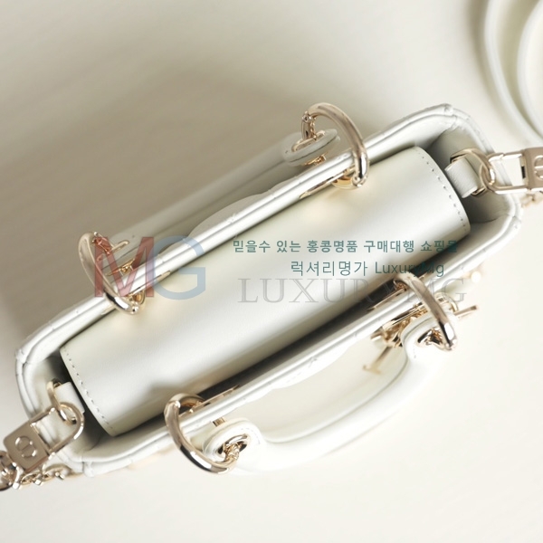 ��� ���̵� �� ���̹� �̴� M66750-104