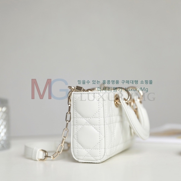 ��� ���̵� �� ���̹� �̴� M66750-104