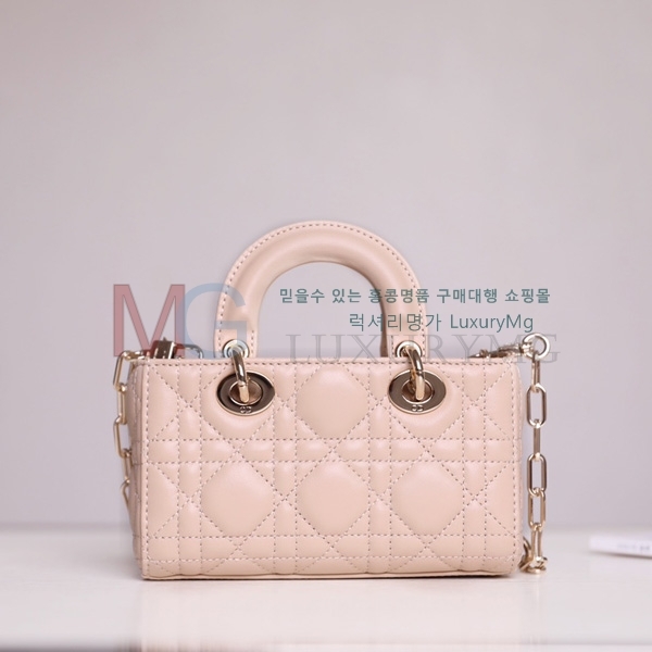 ��� ���̵� �� ���̹� �̴� M66750-105