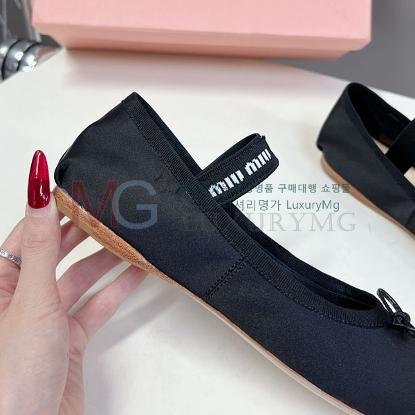 ���� �̿�̿� �÷����� 1MIU61778-5