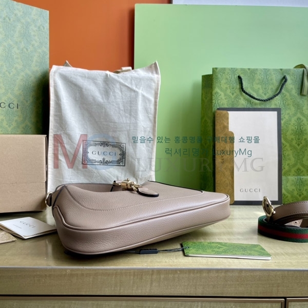 ���� ��Ű 1961 ����� 810232-804