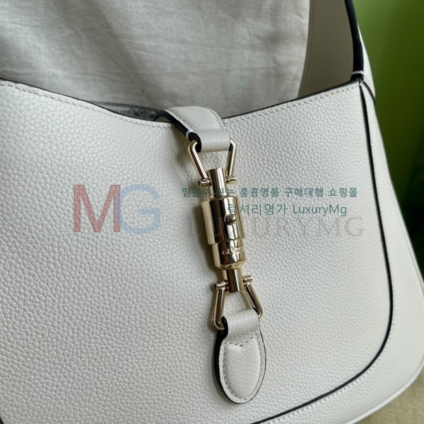 ���� ��Ű 1961 ����� 810232-803