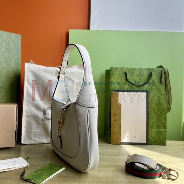 ���� ��Ű 1961 ����� 810232-803