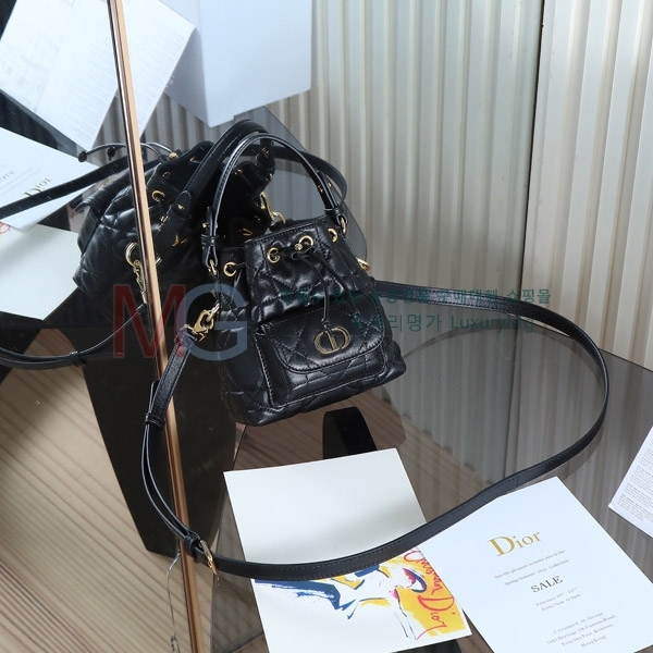 ��� ī�� ���� ��Ŷ�� M3373-701