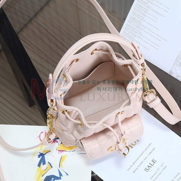 ��� ī�� ���� ��Ŷ�� M3373-703