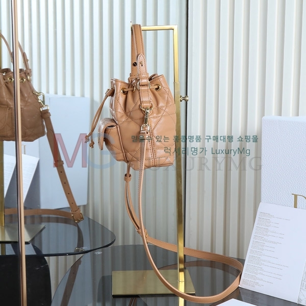 ��� ī�� ���� ��Ŷ�� M3373-704