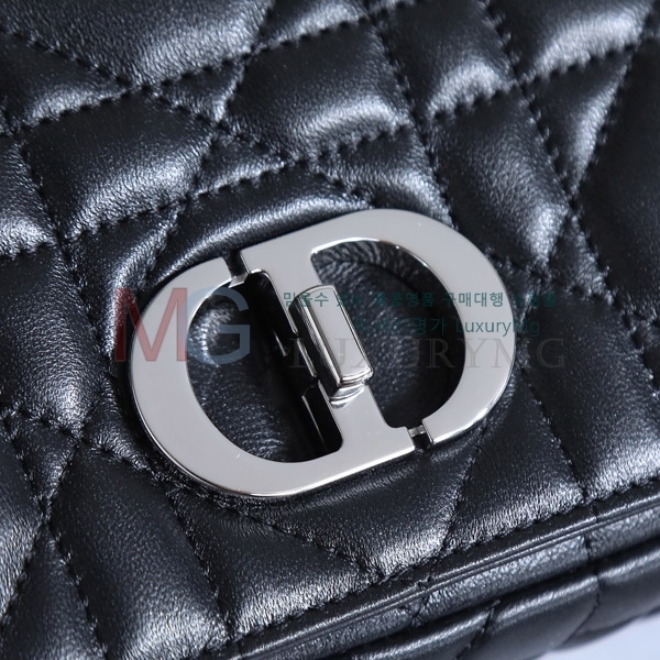 ��� �̵� ���̵�� M307700-2