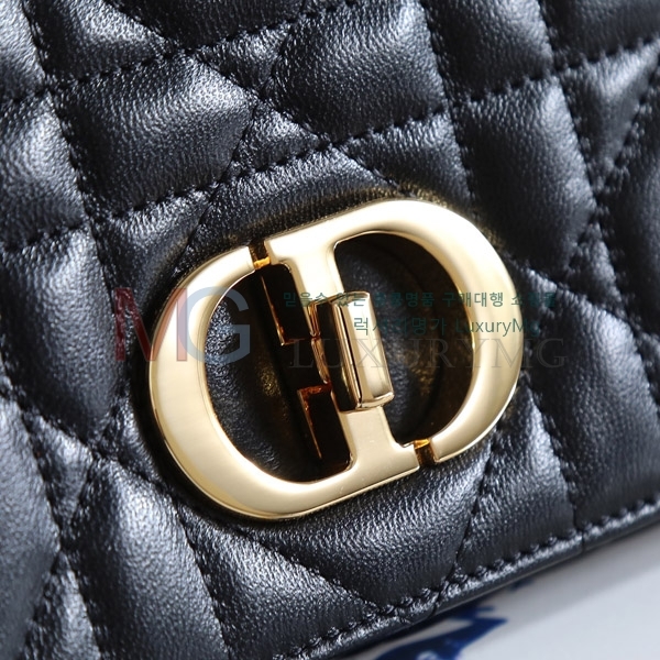 ��� �̵� ���̵�� M307700-3