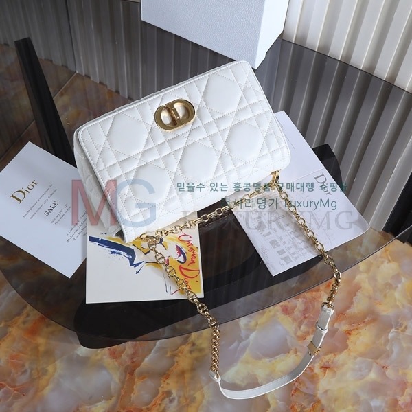 ��� �̵� ���̵�� M307700-1