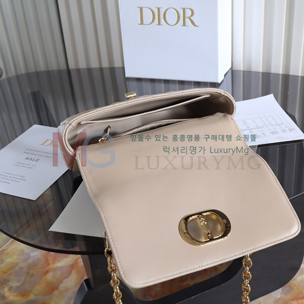 ��� ���� ���̵�� M556600-5