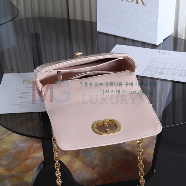 ��� ���� ���̵�� M556600-4