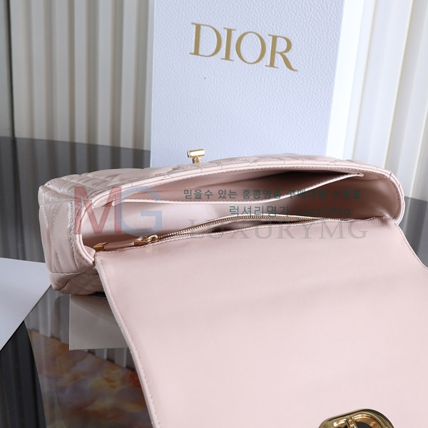 ��� �̵� ���̵�� M307700-5