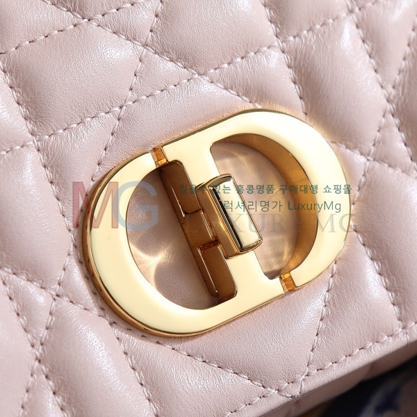 ��� �̵� ���̵�� M307700-5