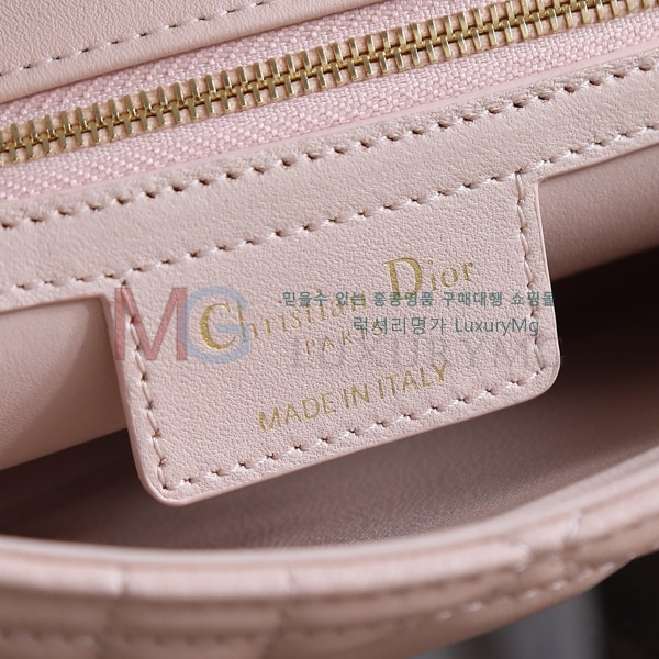 ��� �̵� ���̵�� M307700-5