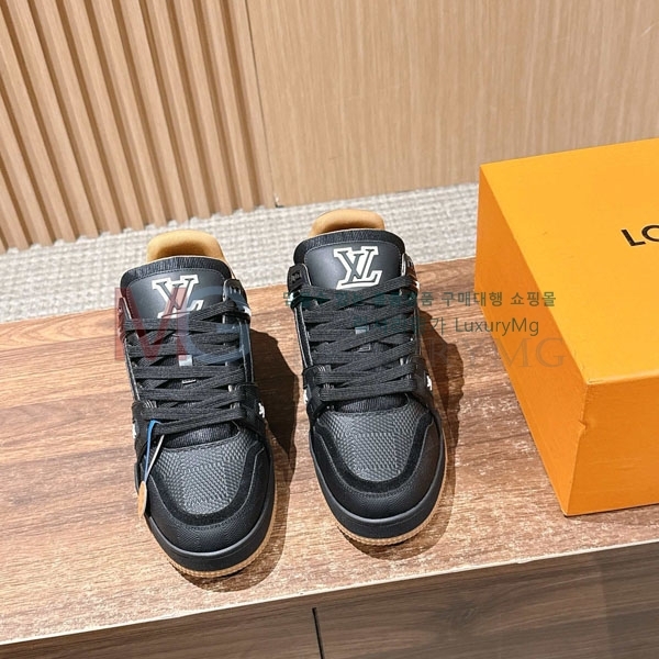  �������� ���̺��� 𝐋-𝐓𝐑𝐀𝐈𝐍𝐄𝐑 ����Ŀ�� 1LV55506-7