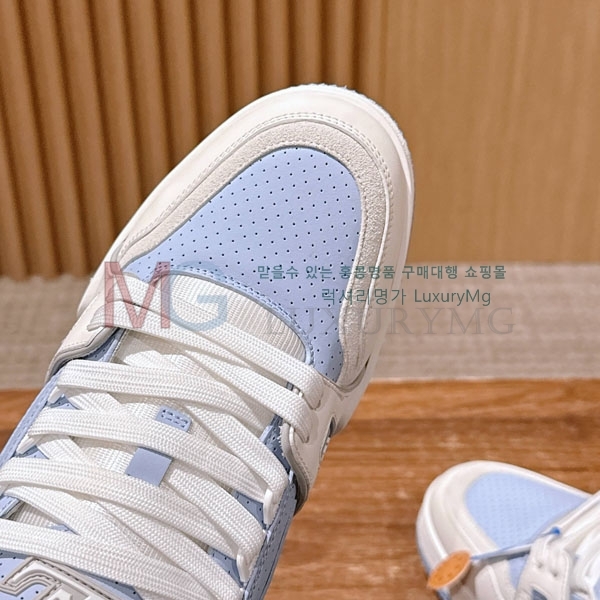  �������� ���̺��� 𝐋-𝐓𝐑𝐀𝐈𝐍𝐄𝐑 ����Ŀ�� 1LV55506-5