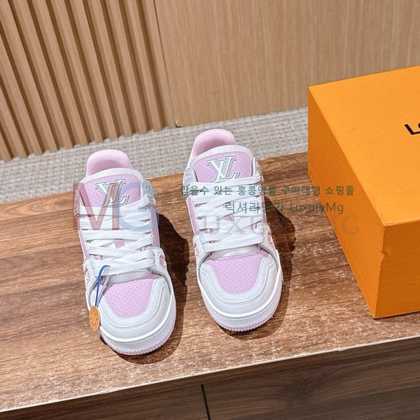  �������� ���̺��� 𝐋-𝐓𝐑𝐀𝐈𝐍𝐄𝐑 ����Ŀ�� 1LV55506-4