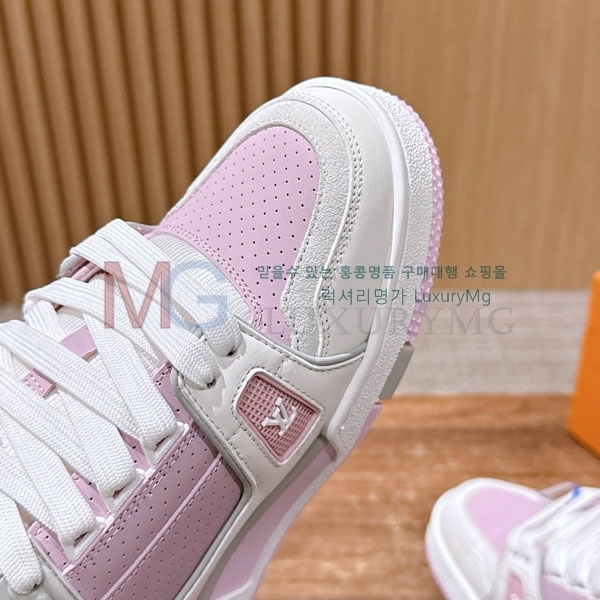  �������� ���̺��� 𝐋-𝐓𝐑𝐀𝐈𝐍𝐄𝐑 ����Ŀ�� 1LV55506-4
