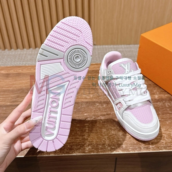  �������� ���̺��� 𝐋-𝐓𝐑𝐀𝐈𝐍𝐄𝐑 ����Ŀ�� 1LV55506-4