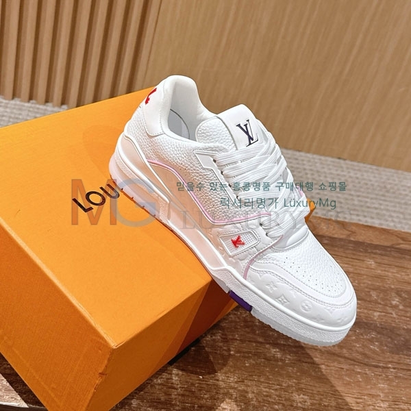  �������� ���̺��� 𝐋-𝐓𝐑𝐀𝐈𝐍𝐄𝐑 ����Ŀ�� 1LV55506-2