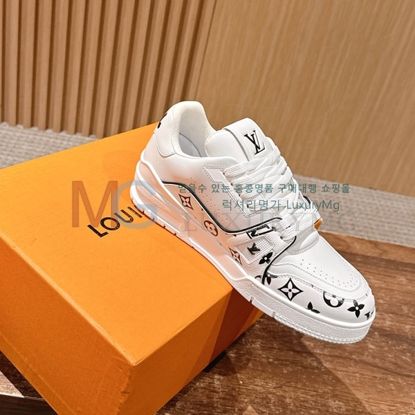  �������� ���̺��� 𝐋-𝐓𝐑𝐀𝐈𝐍𝐄𝐑 ����Ŀ�� 1LV55506-3