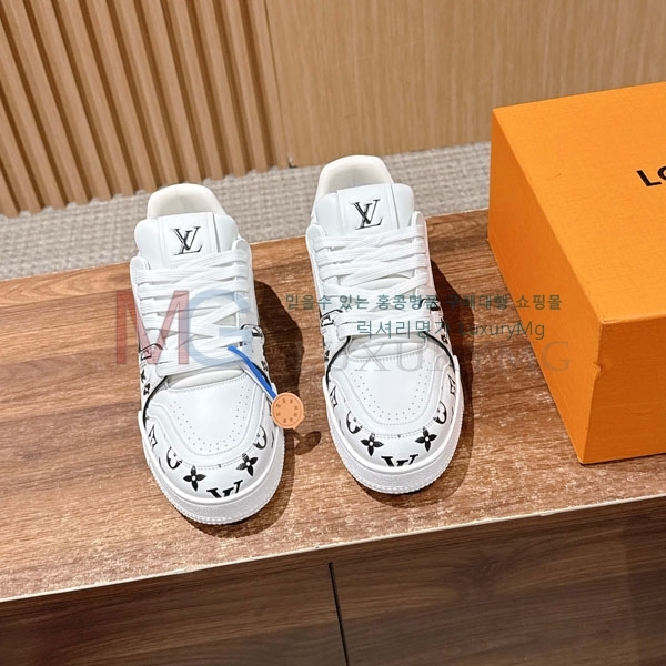  �������� ���̺��� 𝐋-𝐓𝐑𝐀𝐈𝐍𝐄𝐑 ����Ŀ�� 1LV55506-3