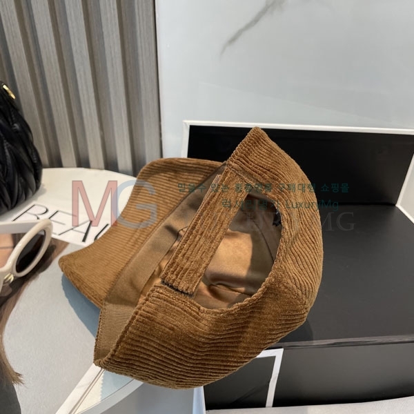 �̿�̿� ���� MIU669021