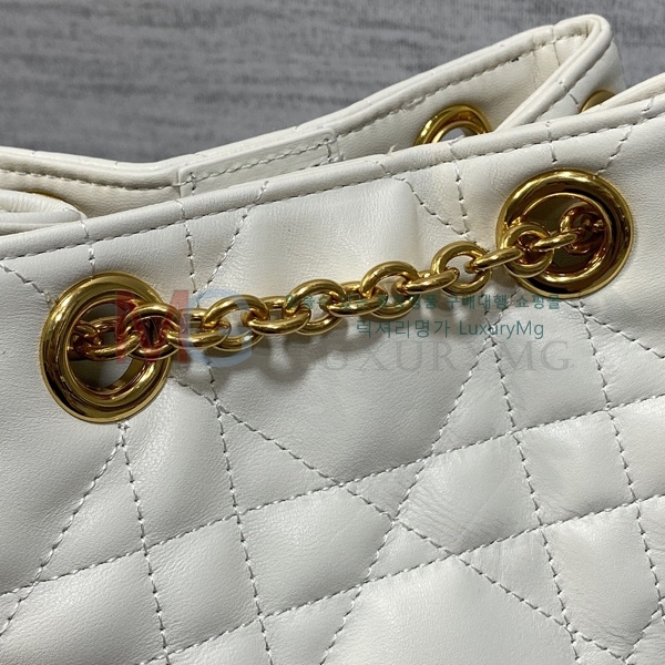 ��� Caro �̵�� ��Ƽĳ�� ü�� ���� D907550-2