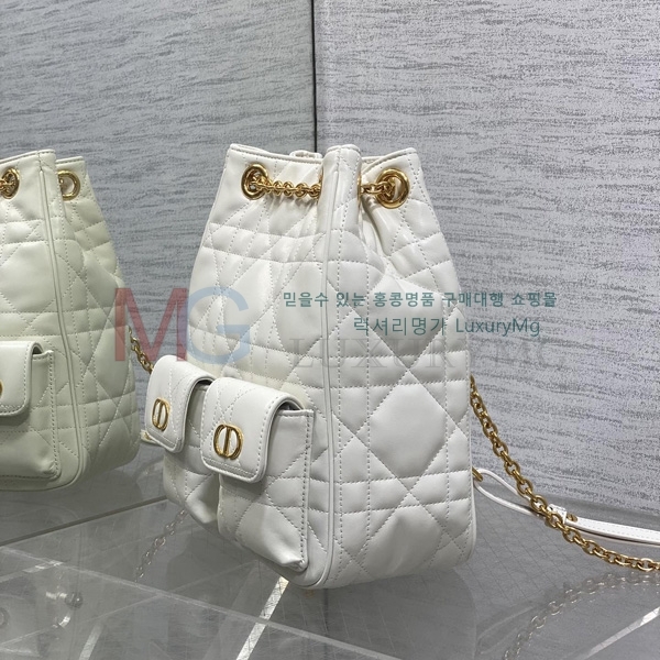 ��� Caro �̵�� ��Ƽĳ�� ü�� ���� D907550-2